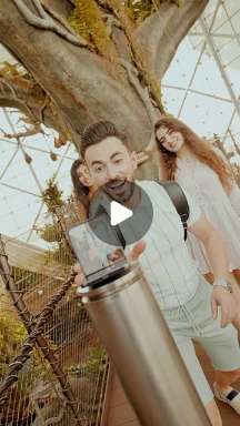 Cover frame of the Samsung Galaxy Reel by Bil Baz